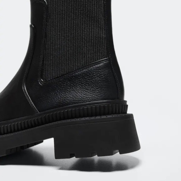 MANGO MNG Black Faux Leather Track Lug Sole Pull On Platform Boots Sz 38 US 7.5 - Picture 7 of 12